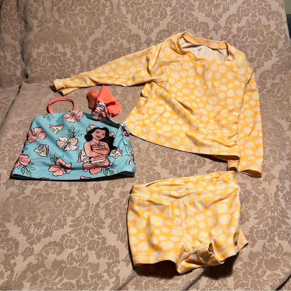 Lot Of 2 Girl Bathing Suit & Tops 4T Mix Brands Toddlers Pre-Owned